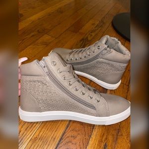 Steve Madden Sneakers